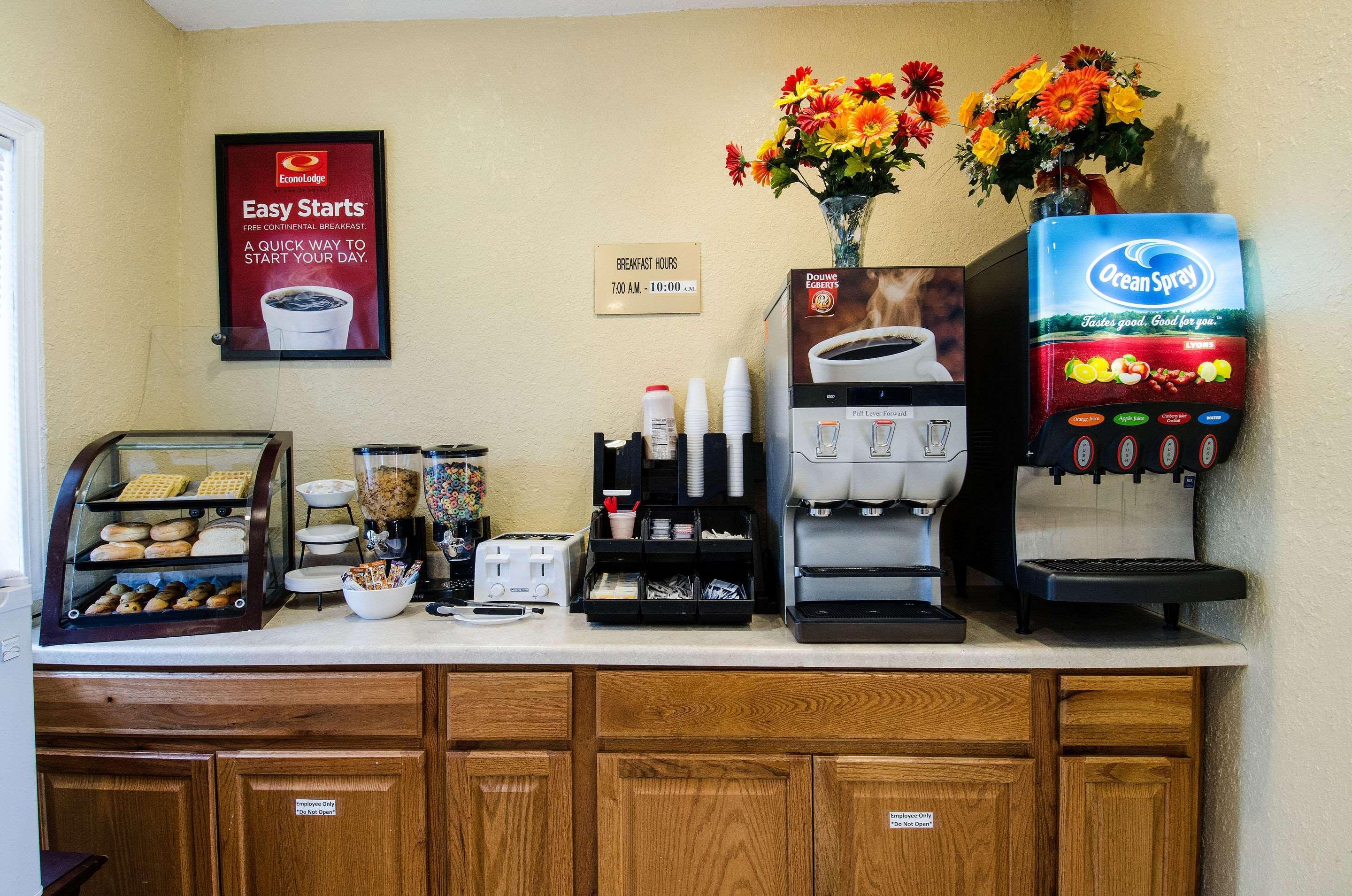 Econo Lodge By Choice - Cape Cod Вест-Ярмут Екстер'єр фото